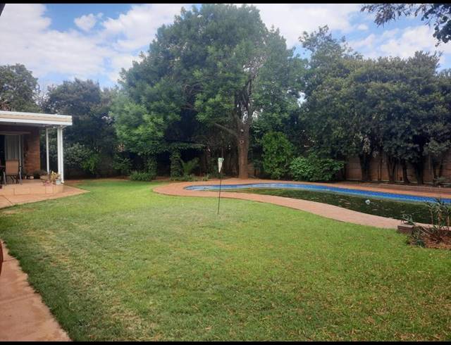 4 BEDROOM HOUSE FOR SALE IN VANDERBIJLPARK SE 2